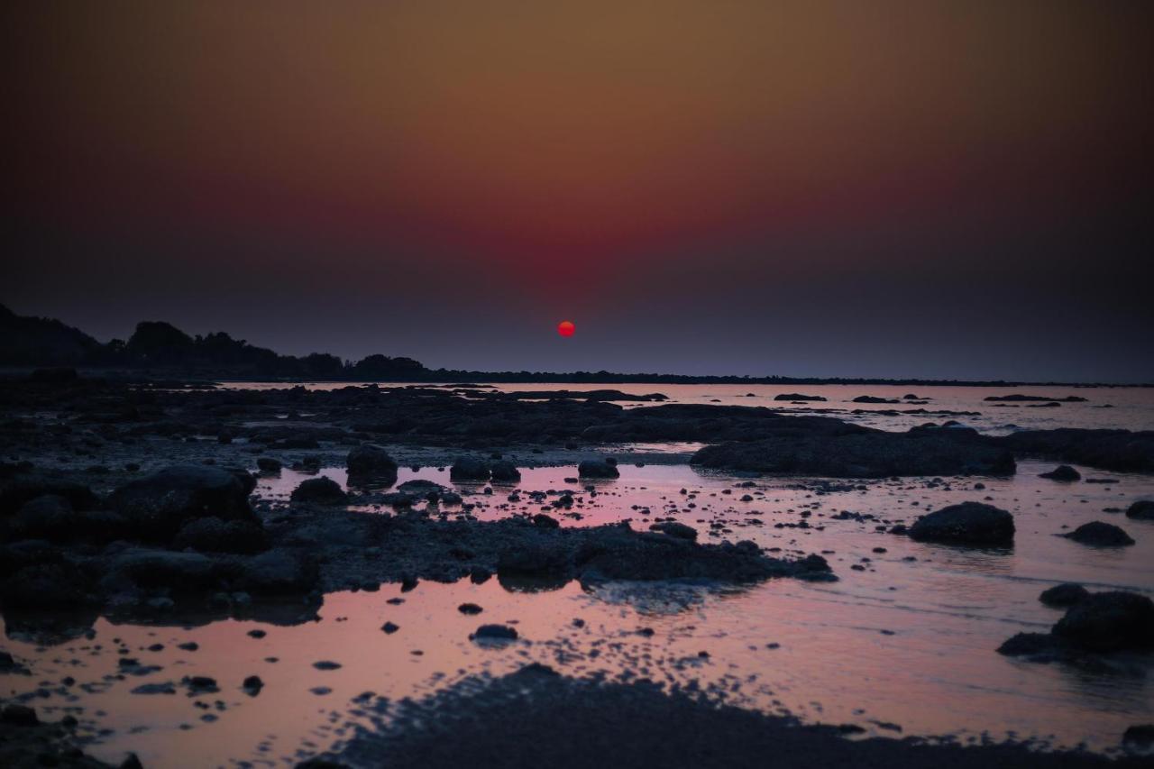 V Resorts Mahua Bagh Murud Nāndgaon Exterior photo