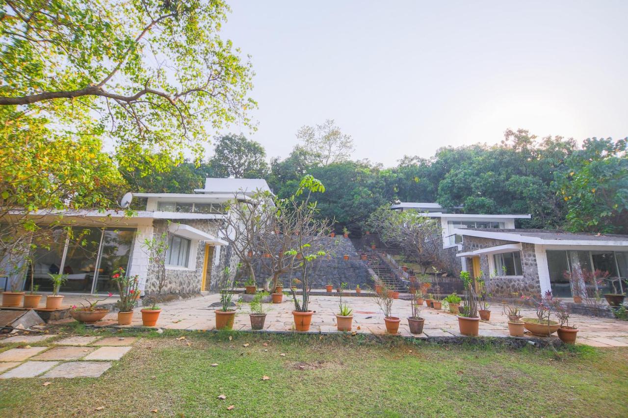 V Resorts Mahua Bagh Murud Nāndgaon Exterior photo
