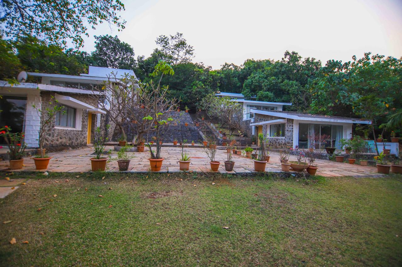 V Resorts Mahua Bagh Murud Nāndgaon Exterior photo
